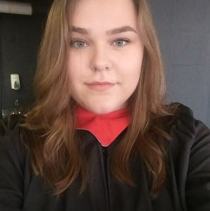 Meet your Posher, Catherine